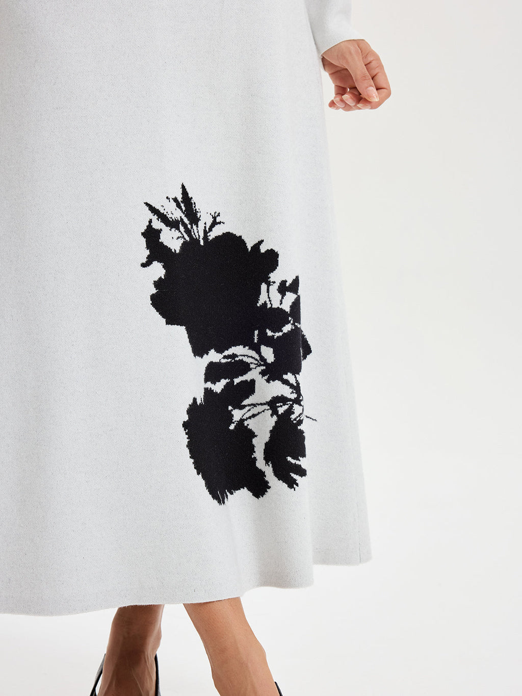 Ink-Wash Painting Pattern Knit Maxi Skirt