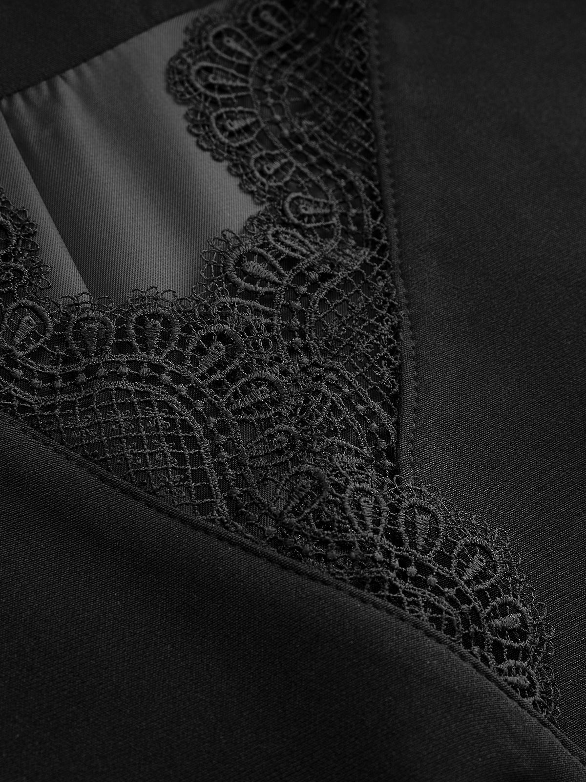 Lace Trim Sleeveless Vest